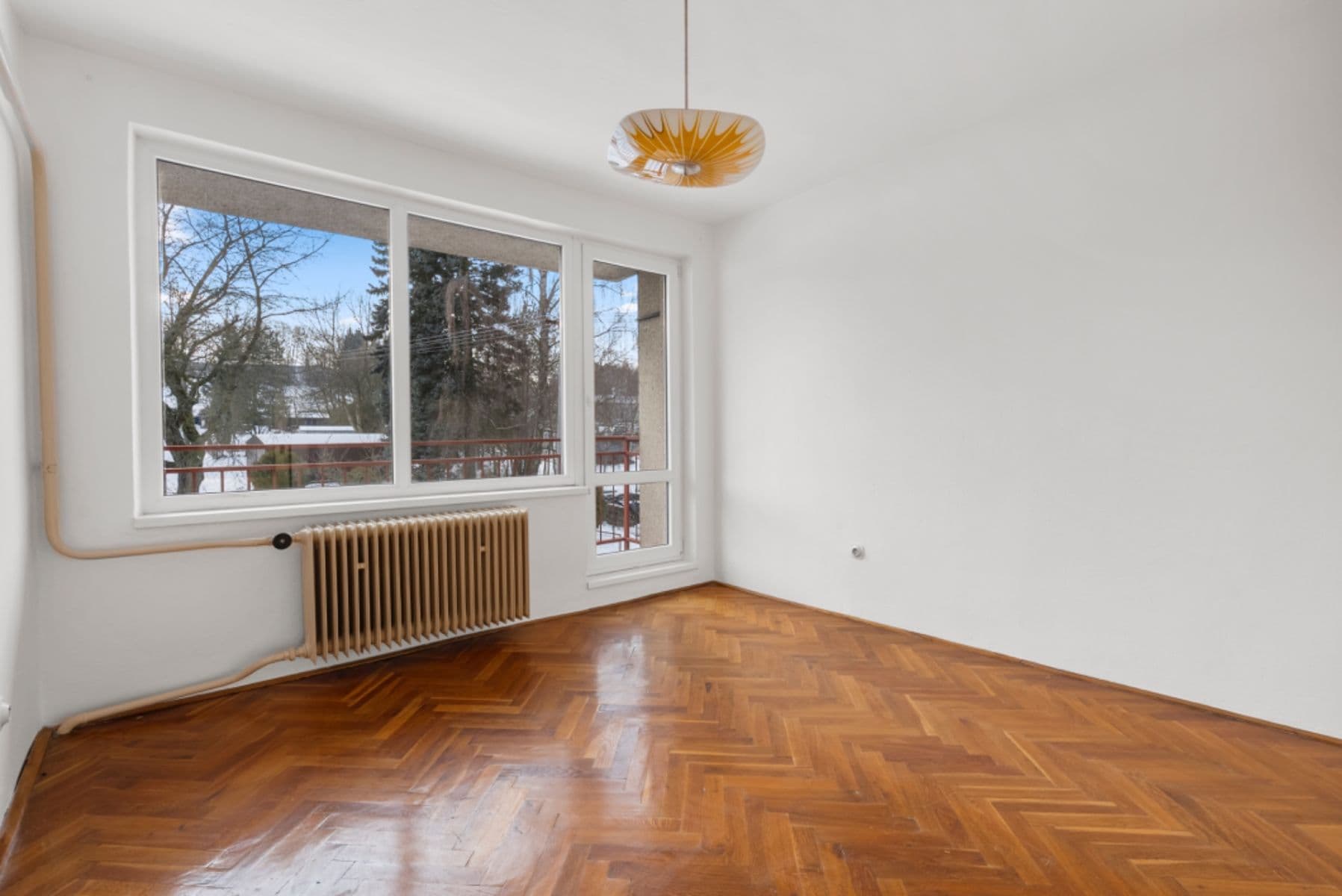 Predaj bytu 3-izbový 75 m², Jedlová, Pardubický kraj Predaj bytu 3-izbový 75 m², Jedlová, Pardubický kraj