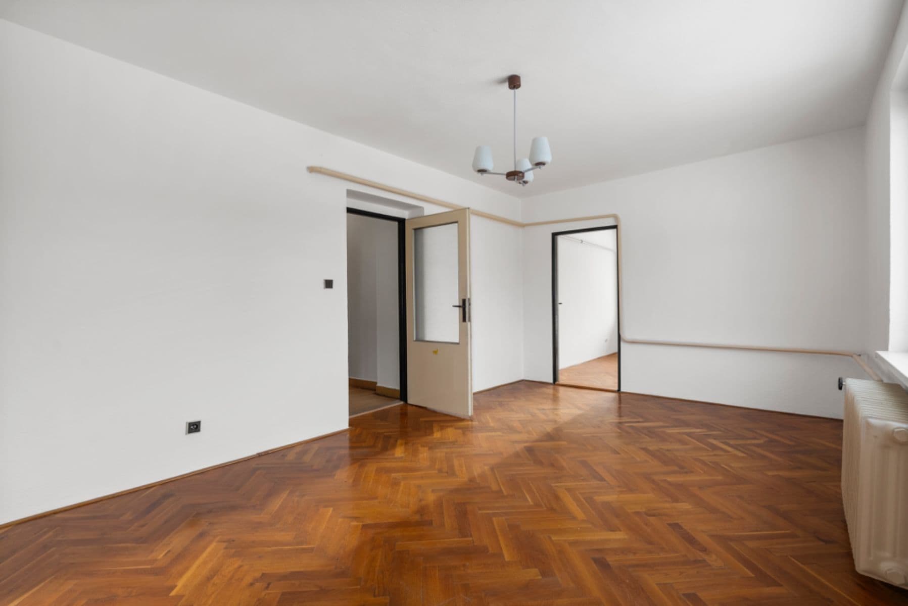 Predaj bytu 3-izbový 75 m², Jedlová, Pardubický kraj Predaj bytu 3-izbový 75 m², Jedlová, Pardubický kraj