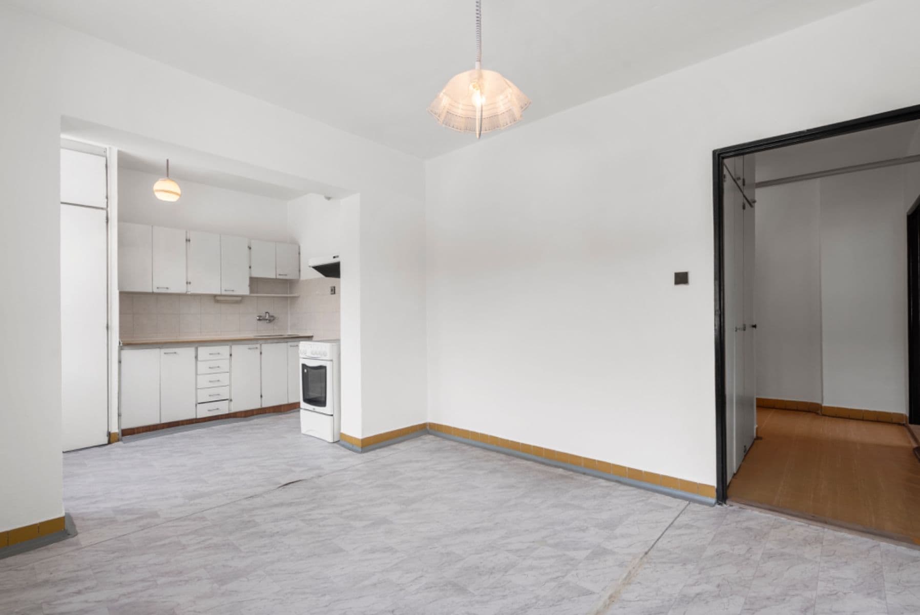 Predaj bytu 3-izbový 75 m², Jedlová, Pardubický kraj Predaj bytu 3-izbový 75 m², Jedlová, Pardubický kraj