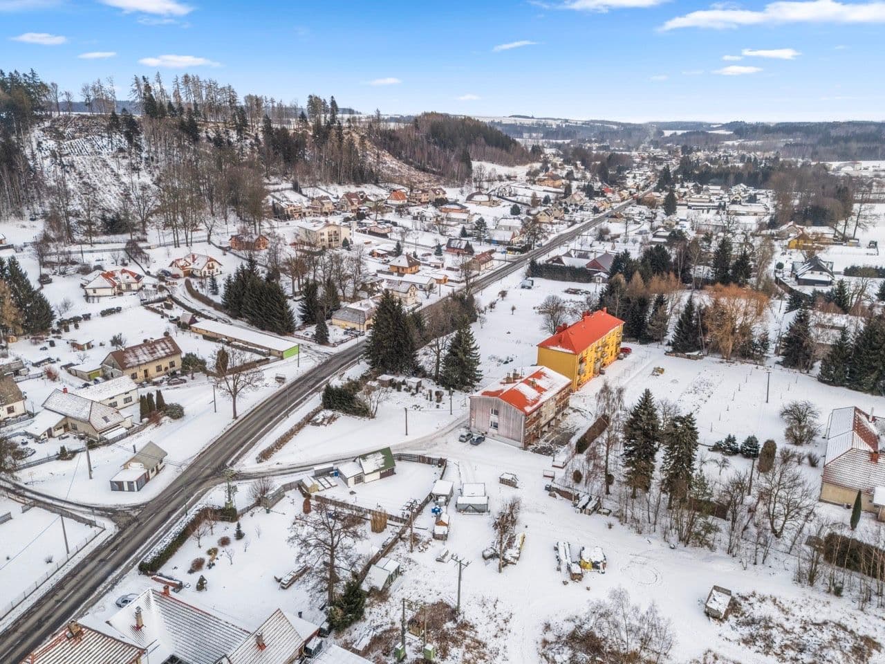 Predaj bytu 3-izbový 75 m², Jedlová, Pardubický kraj Predaj bytu 3-izbový 75 m², Jedlová, Pardubický kraj