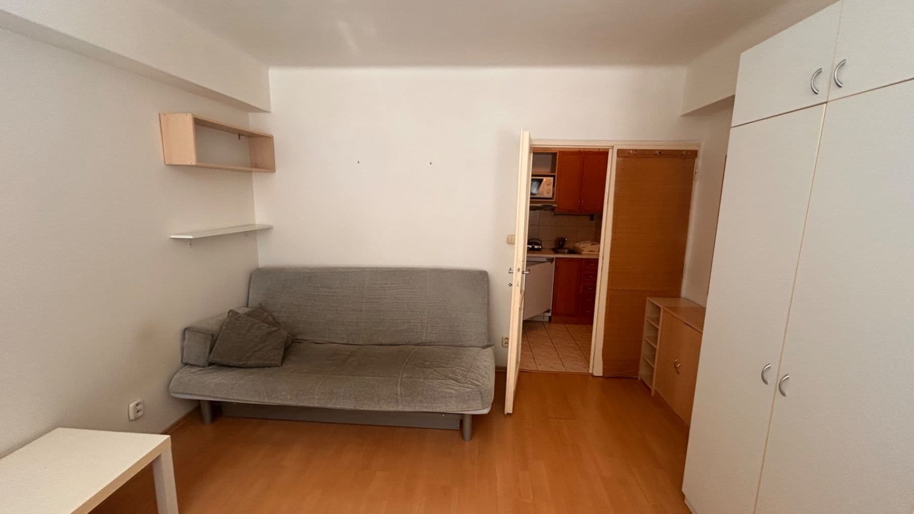 Predaj bytu 1-izbový 25 m², Vokovická, Praha, Praha Predaj bytu 1-izbový 25 m², Vokovická, Praha, Praha