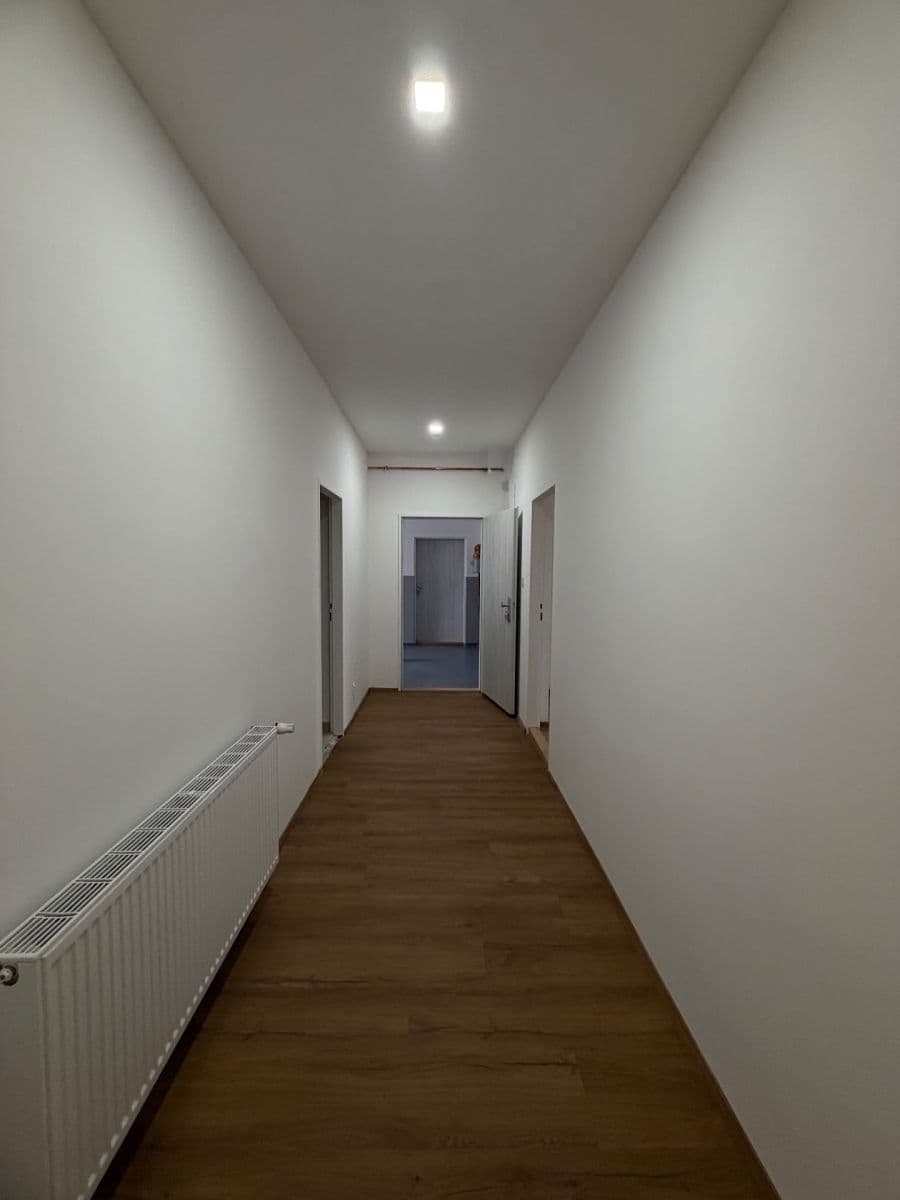 Prenájom bytu 3-izbový 104 m², Masarykova třída, Teplice, Ústecký kraj Prenájom bytu 3-izbový 104 m², Masarykova třída, Teplice, Ústecký kraj