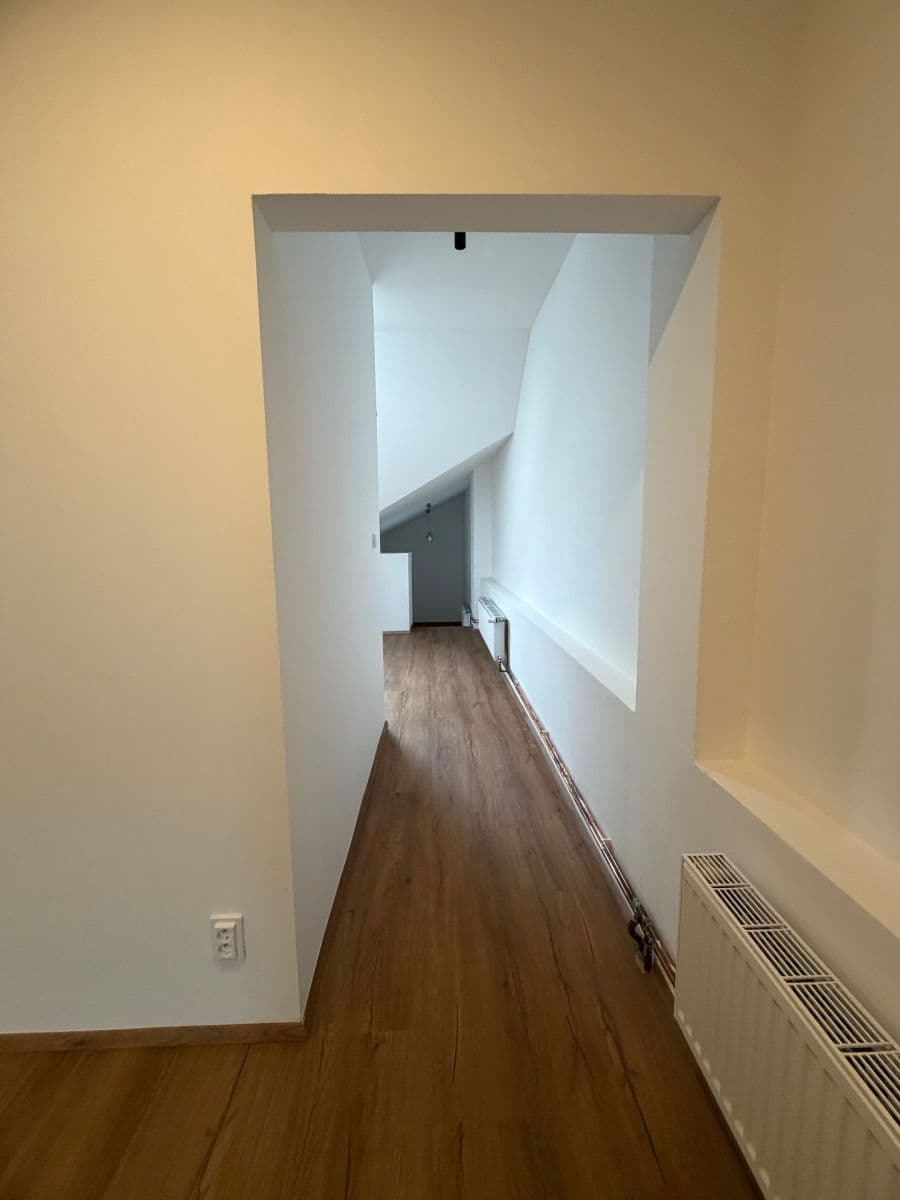 Prenájom bytu 2-izbový 86 m², Masarykova třída, Teplice, Ústecký kraj Prenájom bytu 2-izbový 86 m², Masarykova třída, Teplice, Ústecký kraj