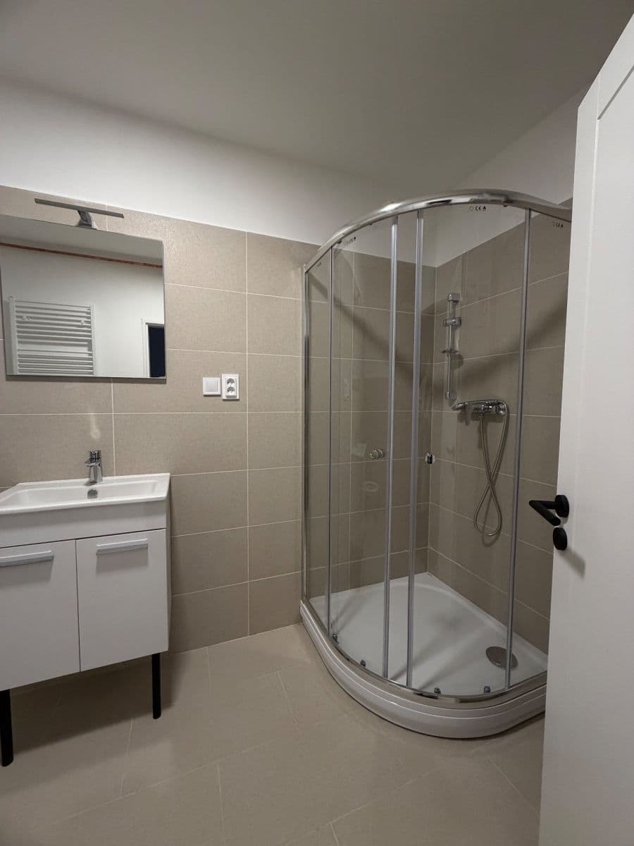 Prenájom bytu 2-izbový 86 m², Masarykova třída, Teplice, Ústecký kraj Prenájom bytu 2-izbový 86 m², Masarykova třída, Teplice, Ústecký kraj