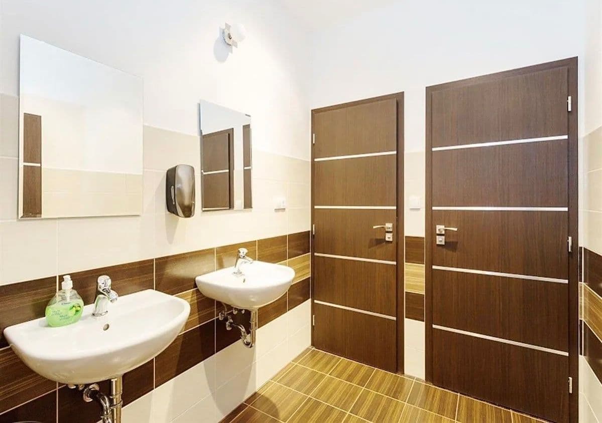 Prenájom kancelárie 18 m², U Kunratického lesa, Praha, Praha Prenájom kancelárie 18 m², U Kunratického lesa, Praha, Praha