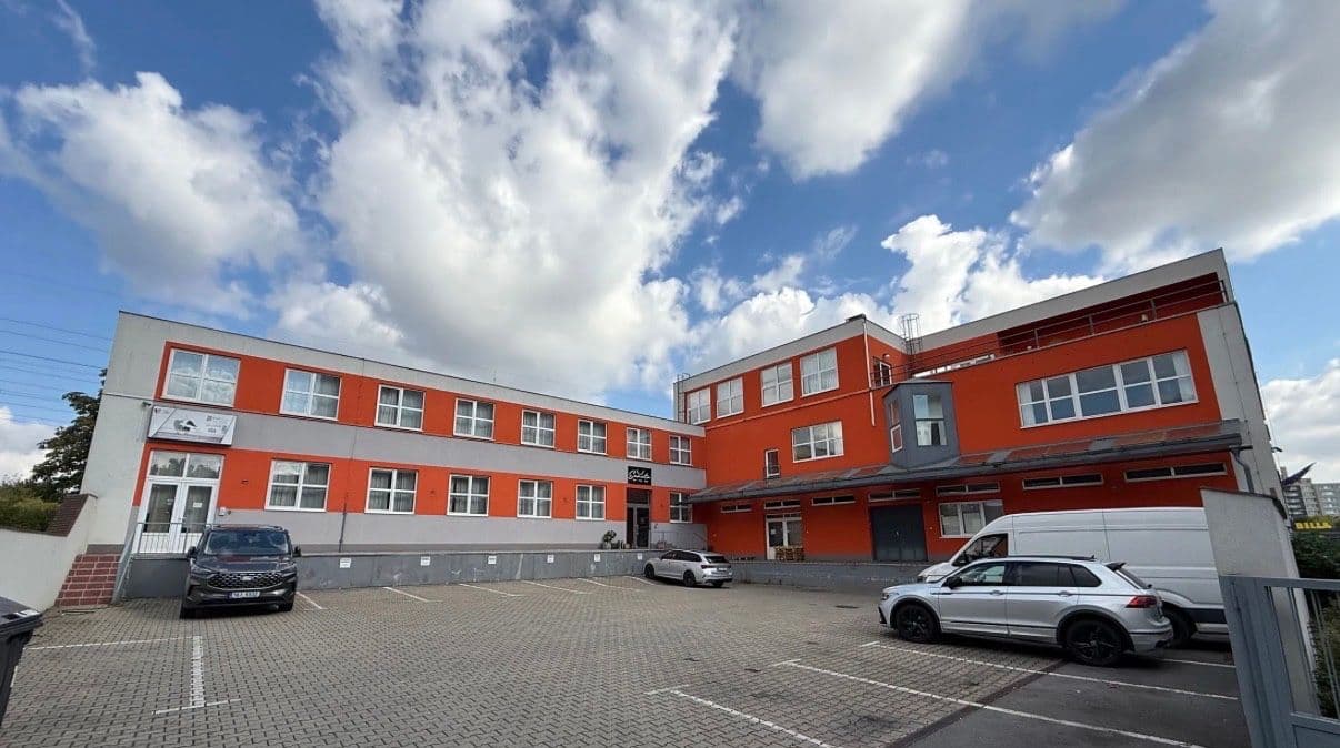 Prenájom kancelárie 18 m², U Kunratického lesa, Praha, Praha Prenájom kancelárie 18 m², U Kunratického lesa, Praha, Praha
