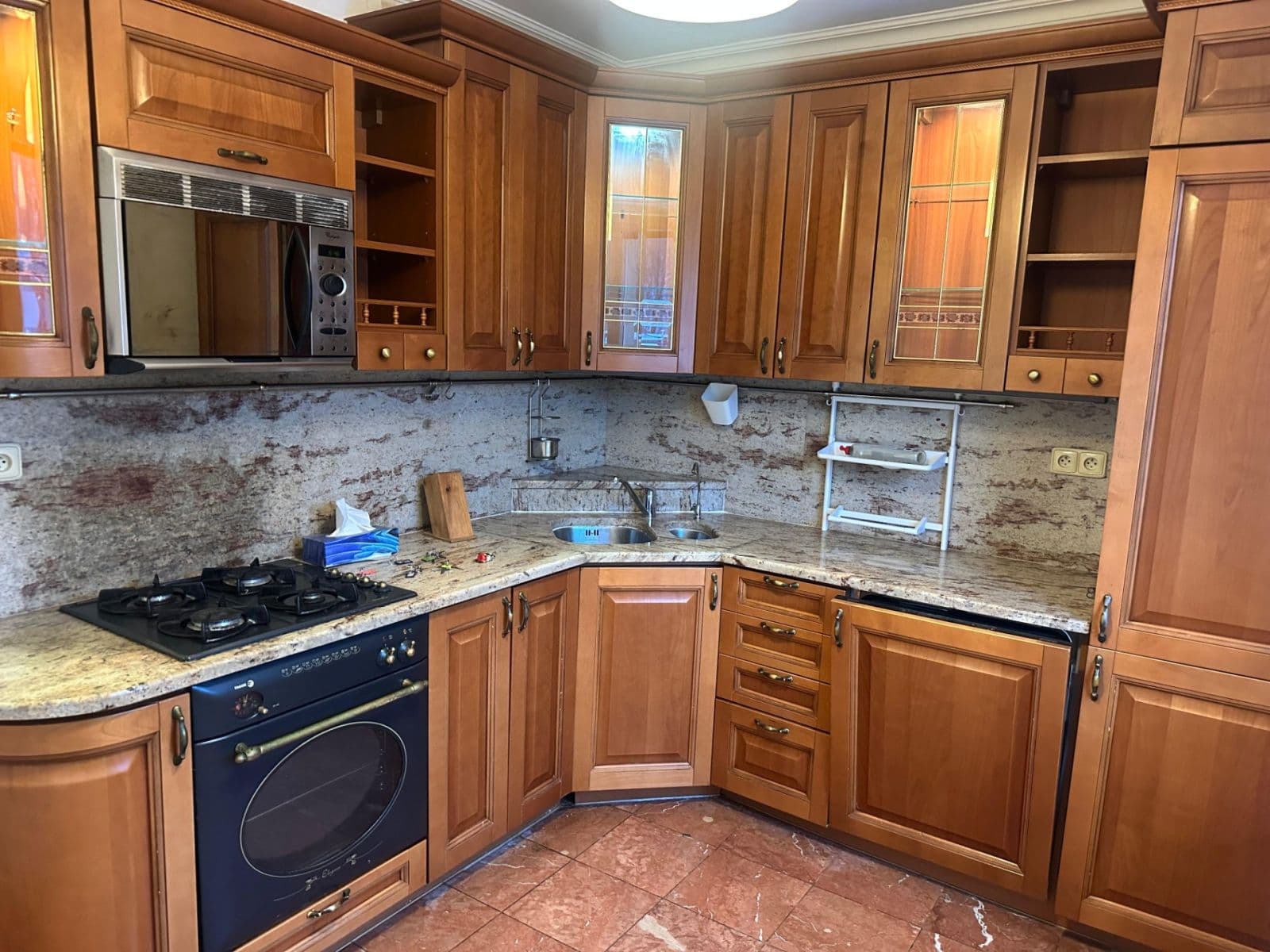 Prenájom bytu 3-izbový 87 m², Odlehlá, Praha, Praha Prenájom bytu 3-izbový 87 m², Odlehlá, Praha, Praha