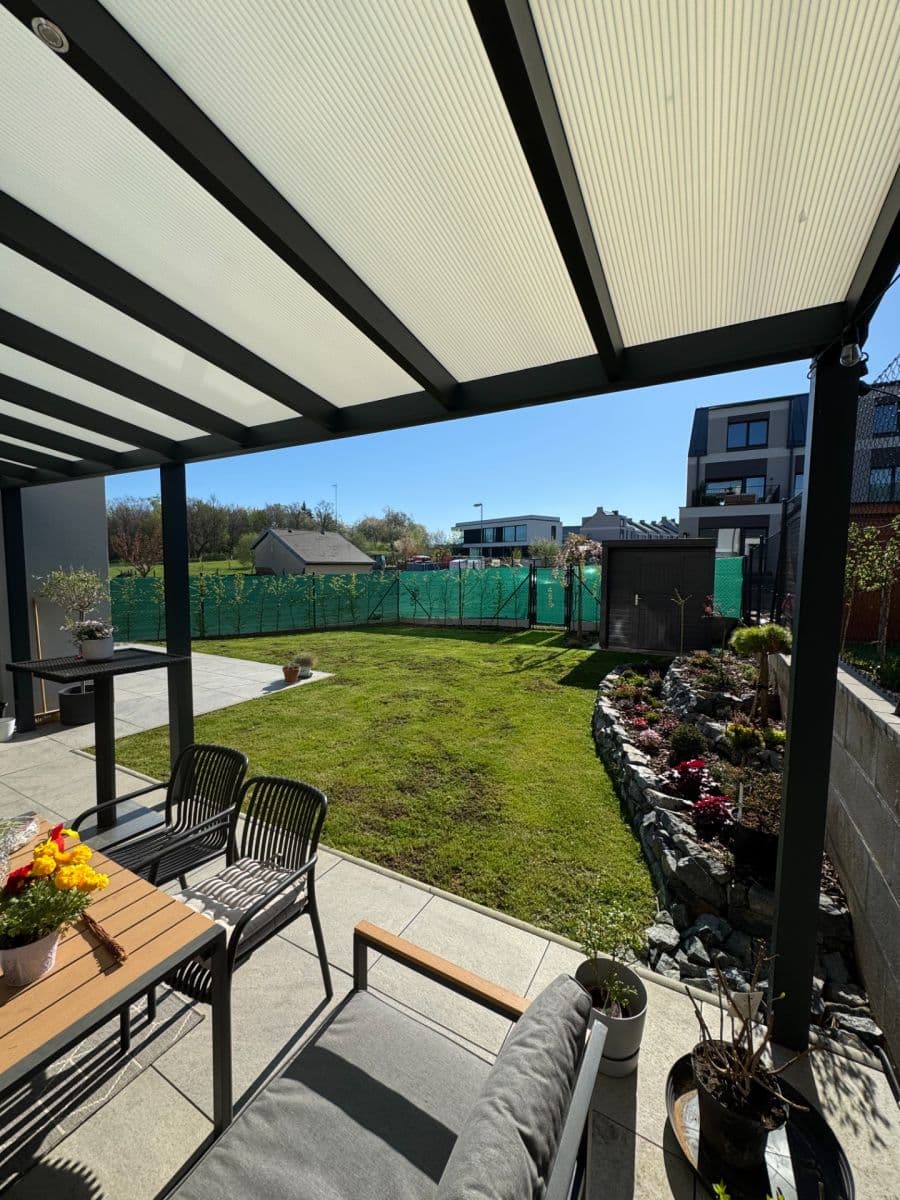 Predaj bytu 3-izbový 71 m², Pod Horkou, Strančice, Středočeský kraj Predaj bytu 3-izbový 71 m², Pod Horkou, Strančice, Středočeský kraj