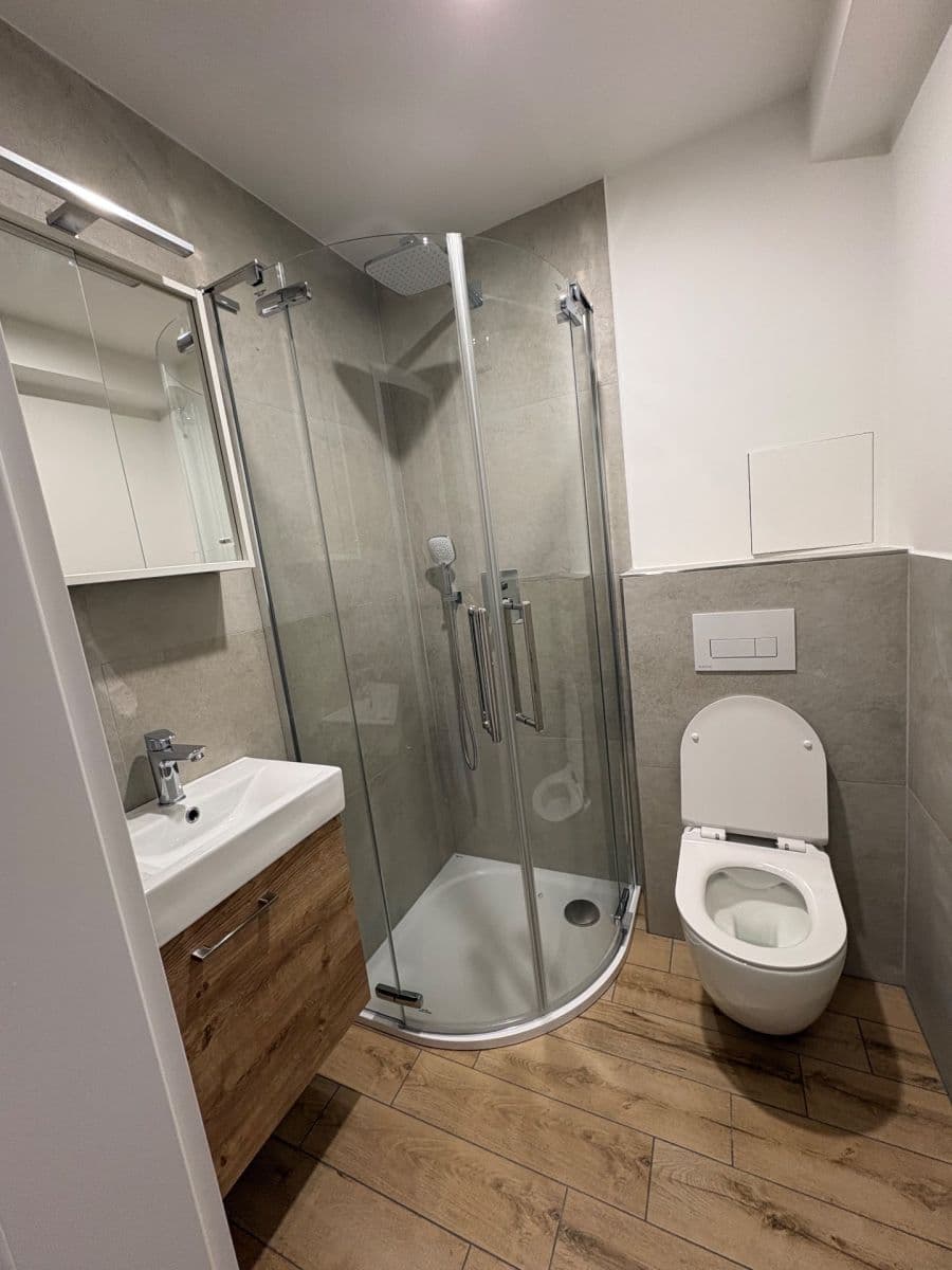 Prenájom bytu 1-izbový 28 m², Mariánská, Příbram, Středočeský kraj Prenájom bytu 1-izbový 28 m², Mariánská, Příbram, Středočeský kraj