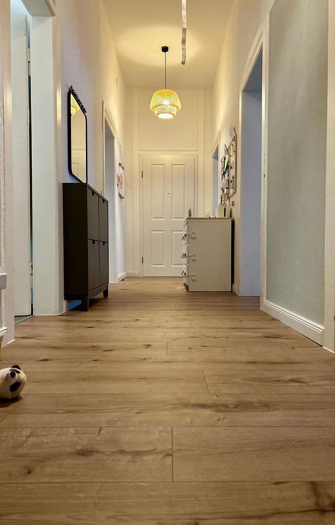 Prenájom bytu 4-izbový 108 m², Paulstr. 14, Speyer, Porýnie-Falcko Prenájom bytu 4-izbový 108 m², Paulstr. 14, Speyer, Porýnie-Falcko