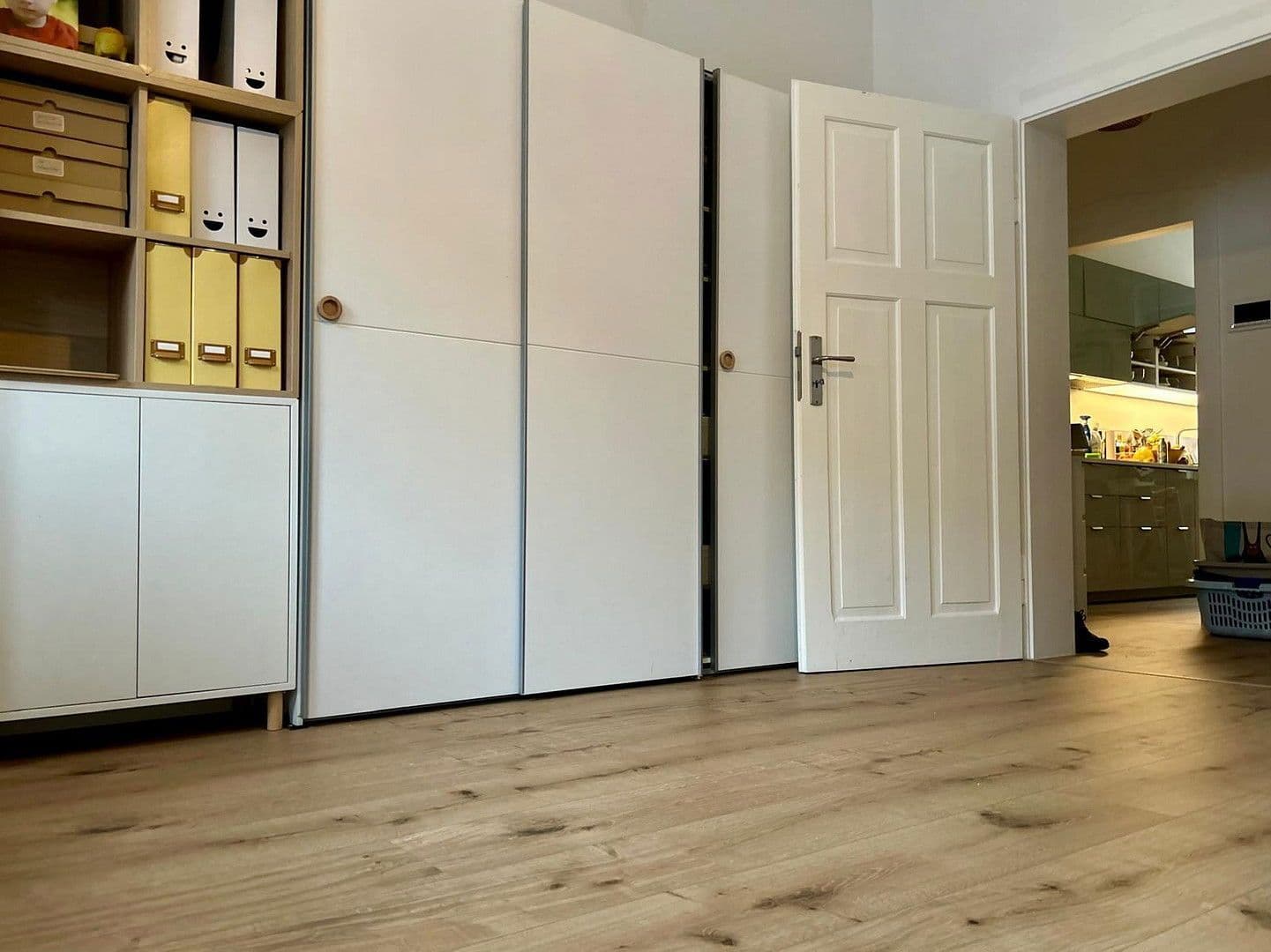 Prenájom bytu 4-izbový 108 m², Paulstr. 14, Speyer, Porýnie-Falcko Prenájom bytu 4-izbový 108 m², Paulstr. 14, Speyer, Porýnie-Falcko