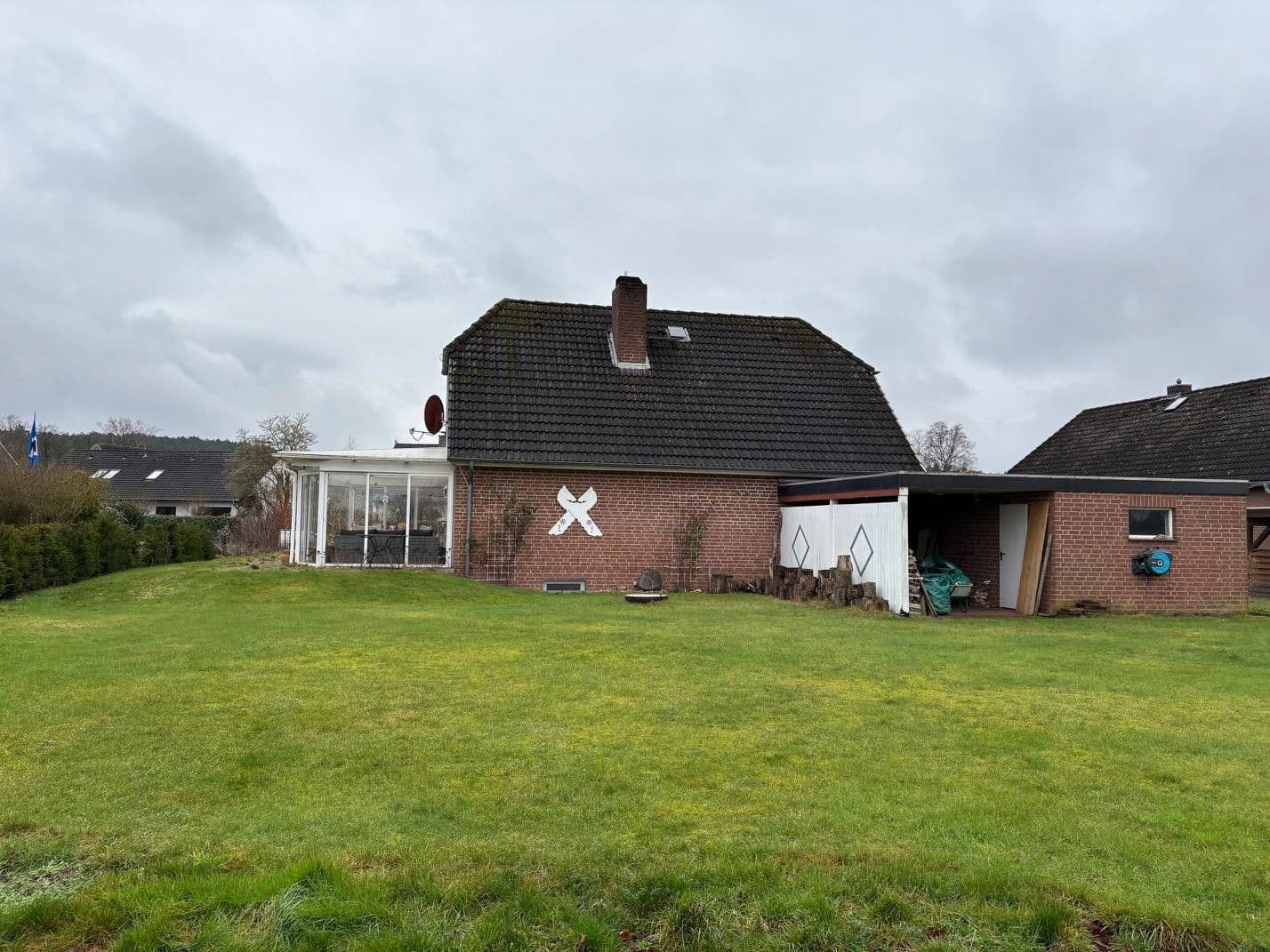 Predaj domu 107 m², pozemek 1.300 m², Bornbachweg 15, Garstedt, Dolné Sasko Predaj domu 107 m², pozemek 1.300 m², Bornbachweg 15, Garstedt, Dolné Sasko