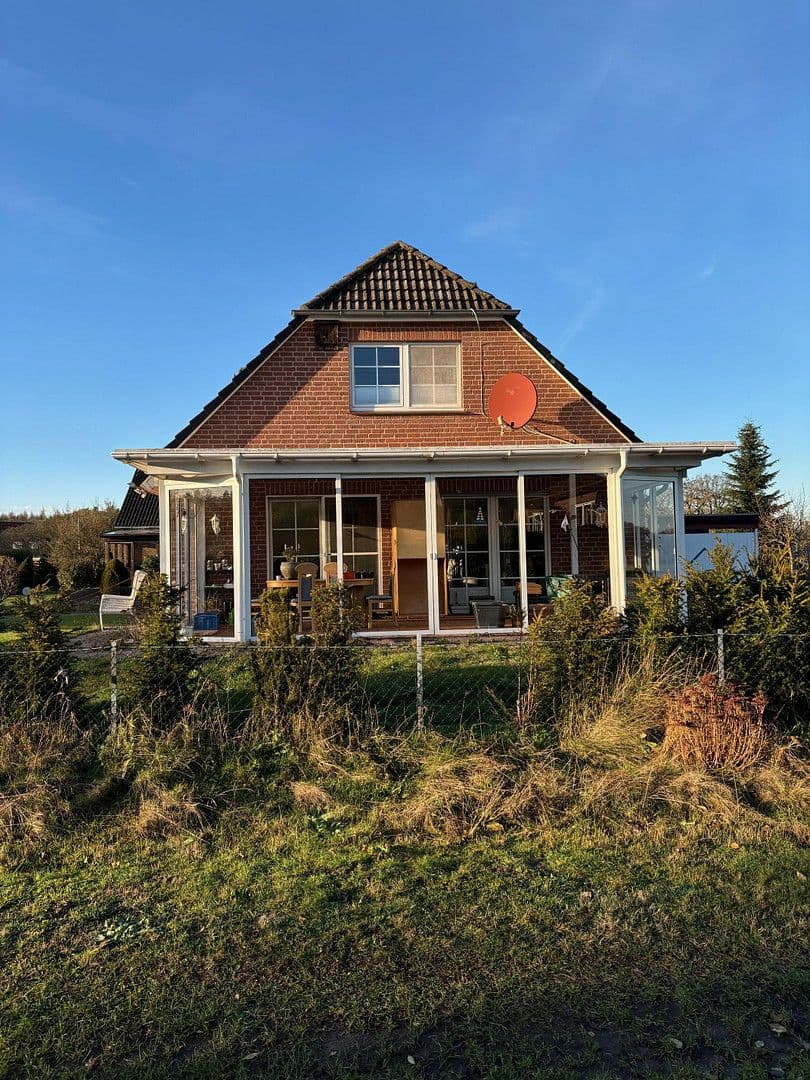 Predaj domu 107 m², pozemek 1.300 m², Bornbachweg 15, Garstedt, Dolné Sasko Predaj domu 107 m², pozemek 1.300 m², Bornbachweg 15, Garstedt, Dolné Sasko