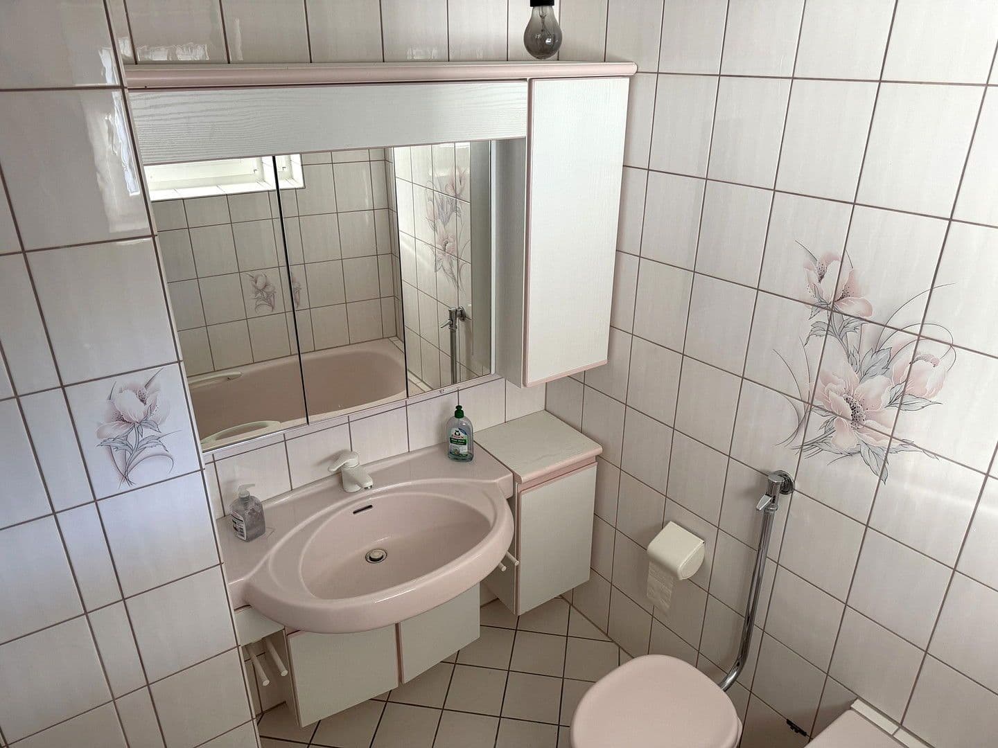 Prenájom bytu 3-izbový 75 m², Hockenheim, Bádensko-Wurttembersko Prenájom bytu 3-izbový 75 m², Hockenheim, Bádensko-Wurttembersko