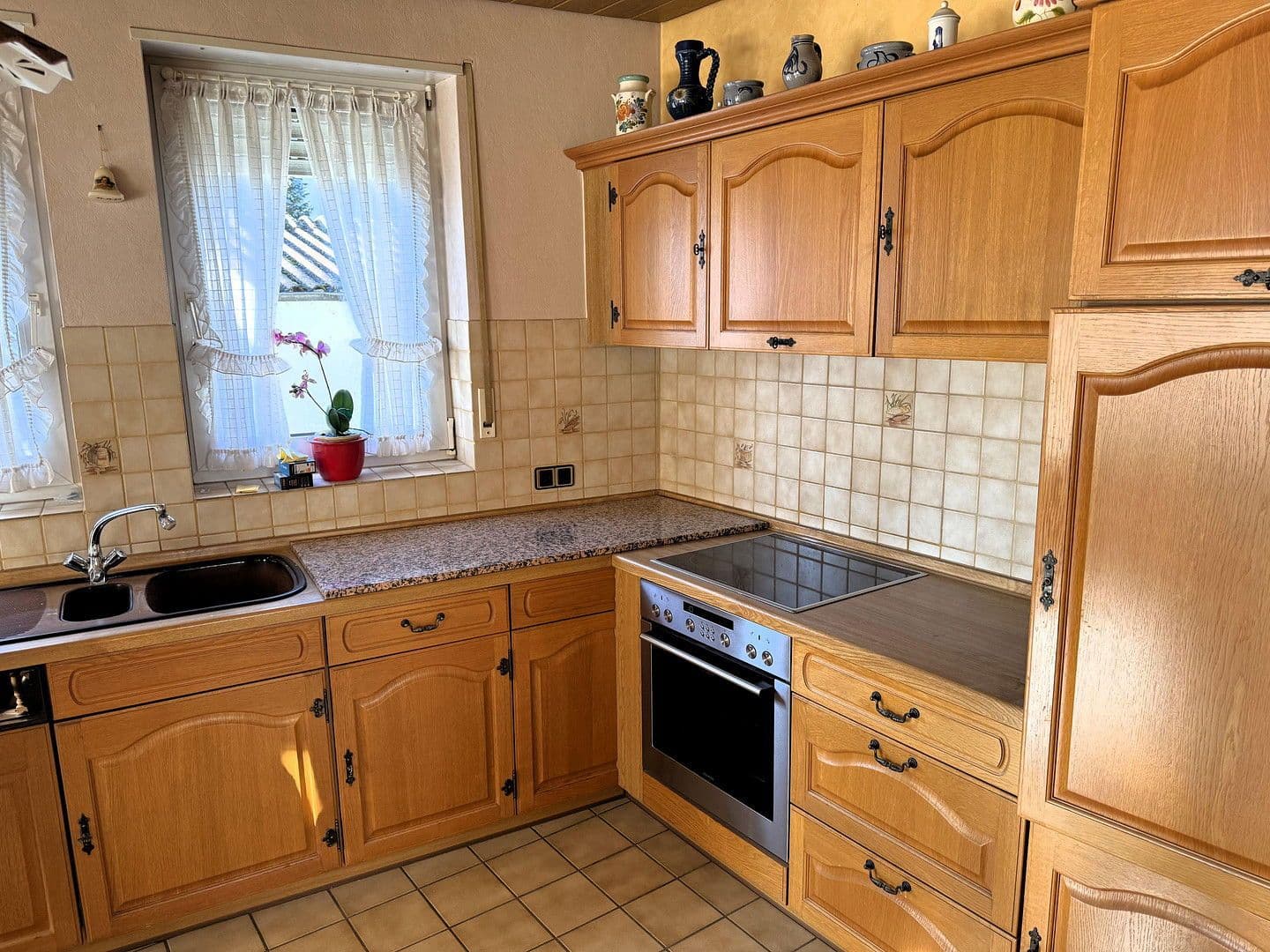 Prenájom bytu 3-izbový 75 m², Hockenheim, Bádensko-Wurttembersko Prenájom bytu 3-izbový 75 m², Hockenheim, Bádensko-Wurttembersko