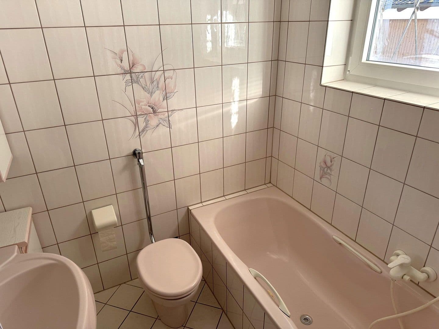 Prenájom bytu 3-izbový 75 m², Hockenheim, Bádensko-Wurttembersko Prenájom bytu 3-izbový 75 m², Hockenheim, Bádensko-Wurttembersko