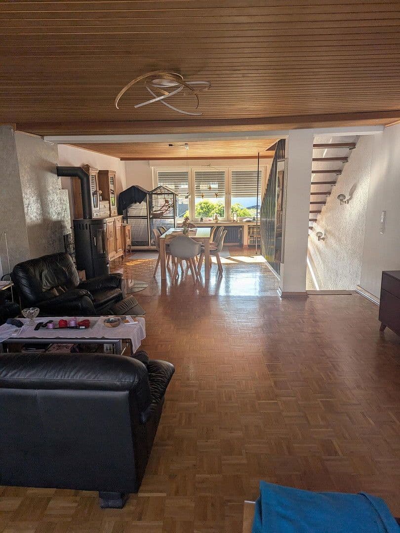 Predaj domu 148 m², pozemek 194 m², Dohrer Straße 315, Mönchengladbach, Severné Porýnie - Westfálsko Predaj domu 148 m², pozemek 194 m², Dohrer Straße 315, Mönchengladbach, Severné Porýnie - Westfálsko