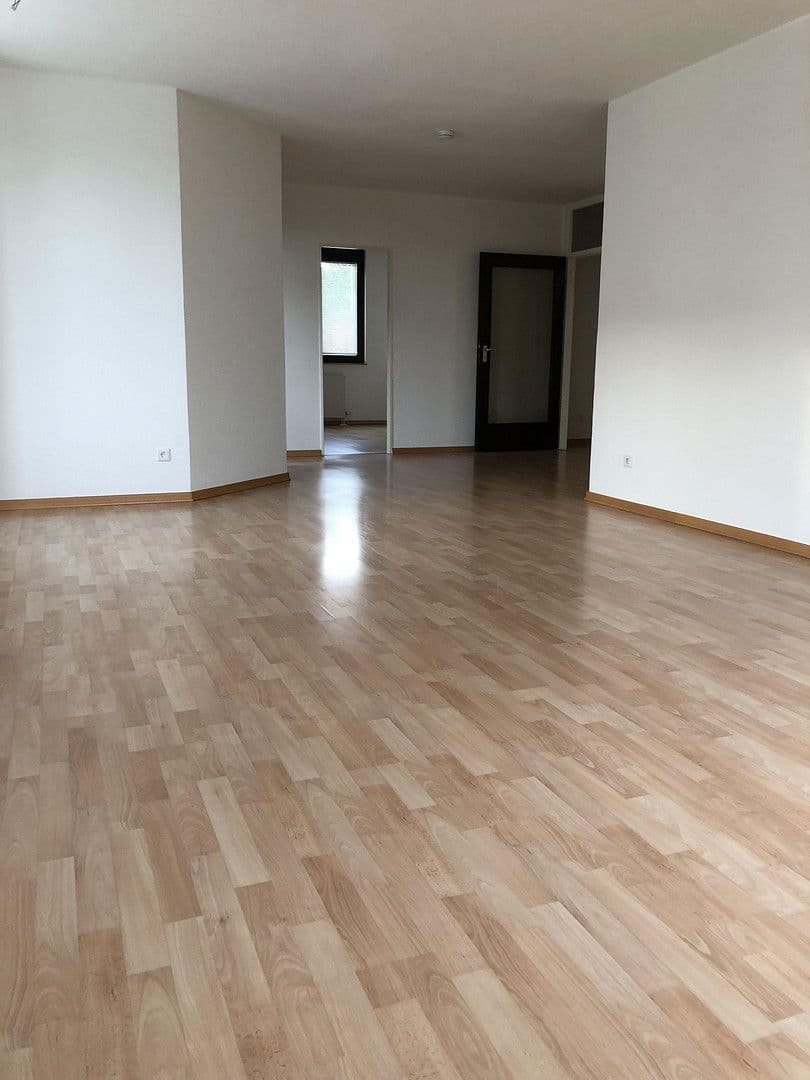 Predaj bytu 3-izbový 85 m², Anna-Seghers-Str. 8, Monheim am Rhein, Severné Porýnie - Westfálsko Predaj bytu 3-izbový 85 m², Anna-Seghers-Str. 8, Monheim am Rhein, Severné Porýnie - Westfálsko
