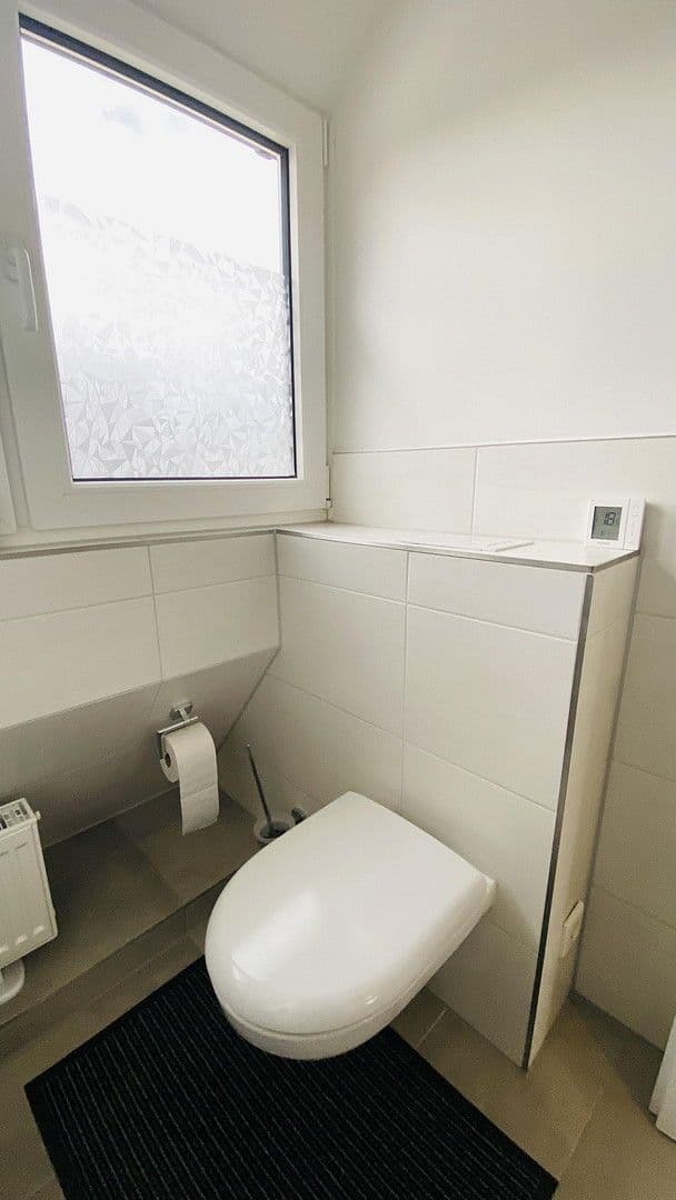 Prenájom bytu 3-izbový 46 m², Adalbert-Stifter-Straße 12, Uttenreuth, Bavorsko Prenájom bytu 3-izbový 46 m², Adalbert-Stifter-Straße 12, Uttenreuth, Bavorsko