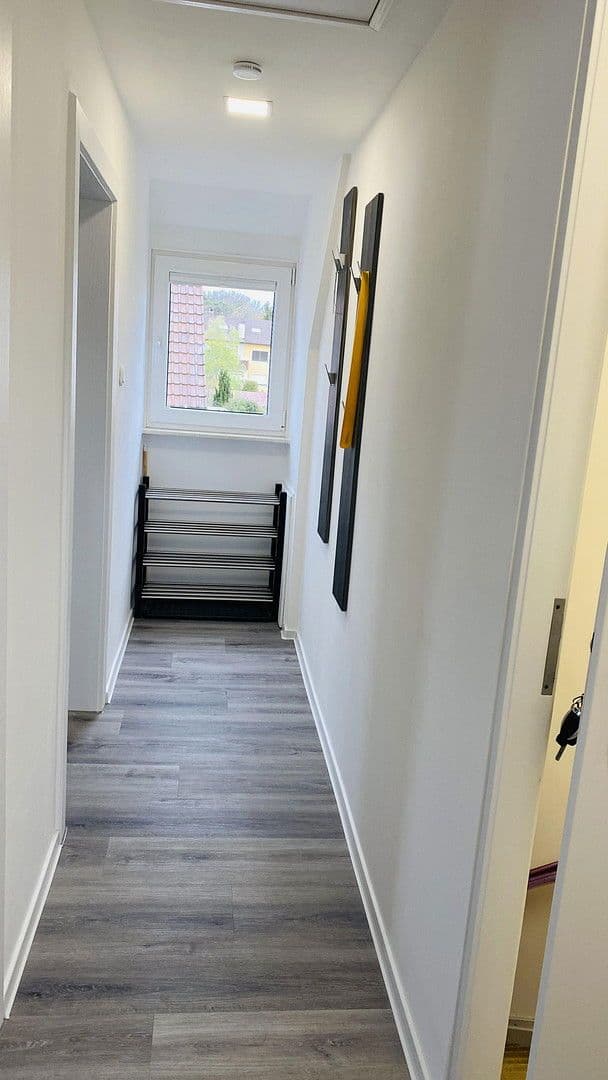 Prenájom bytu 3-izbový 46 m², Adalbert-Stifter-Straße 12, Uttenreuth, Bavorsko Prenájom bytu 3-izbový 46 m², Adalbert-Stifter-Straße 12, Uttenreuth, Bavorsko