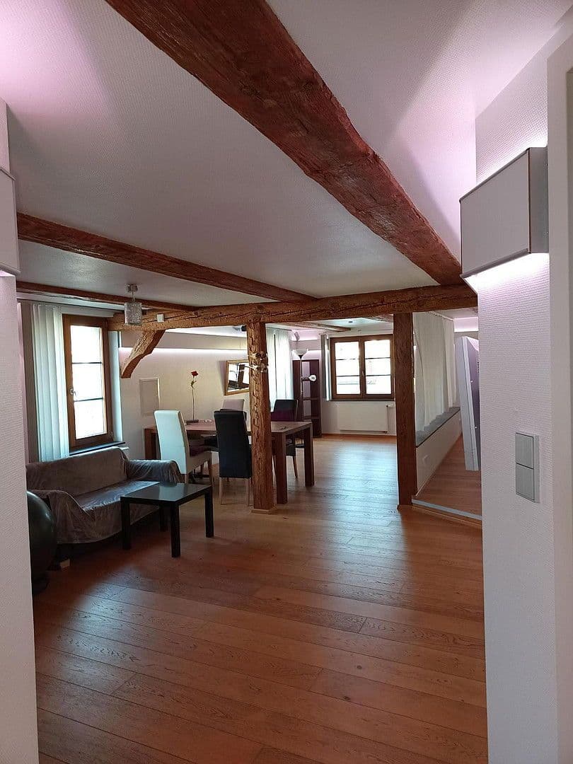 Prenájom bytu 3-izbový 68 m², Konstanz, Bádensko-Wurttembersko Prenájom bytu 3-izbový 68 m², Konstanz, Bádensko-Wurttembersko