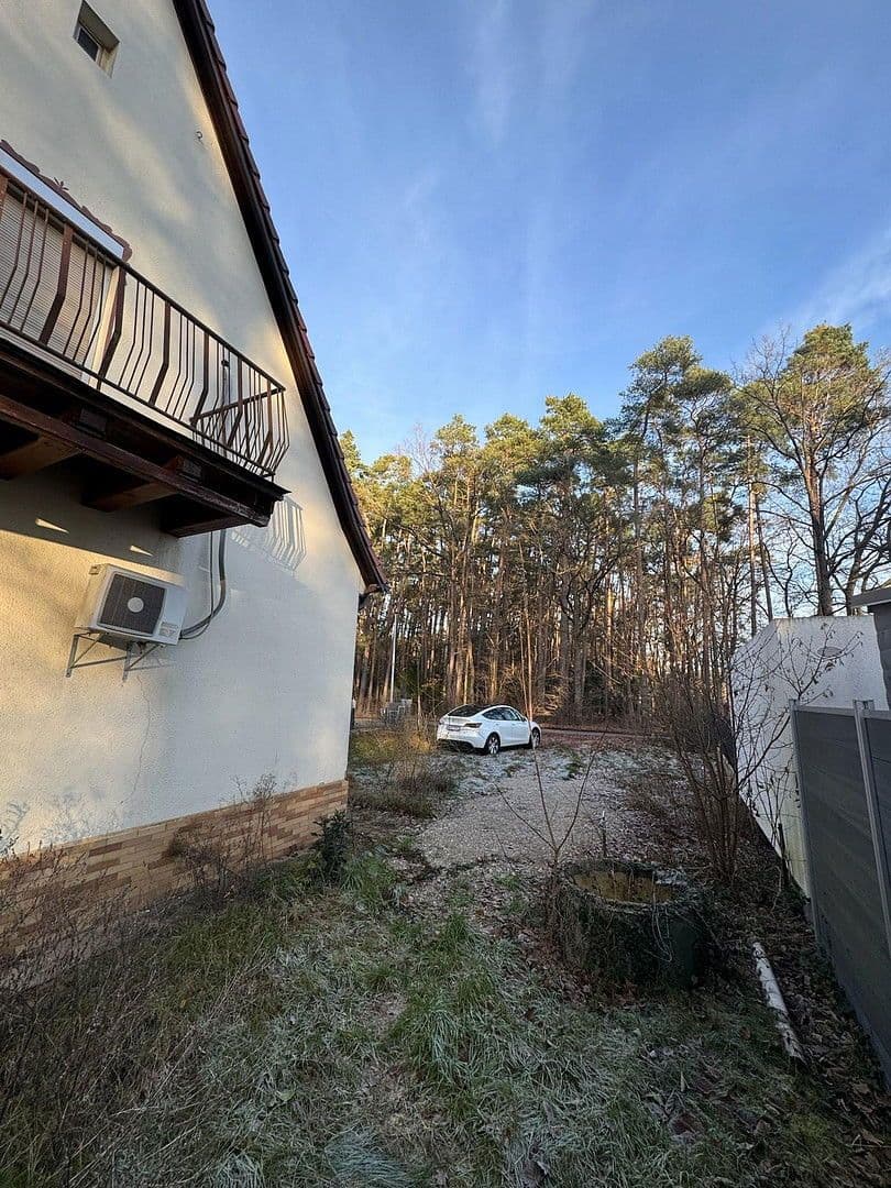 Predaj domu 137 m², pozemek 693 m², Schwarzach 5, Schwabach, Bavorsko Predaj domu 137 m², pozemek 693 m², Schwarzach 5, Schwabach, Bavorsko