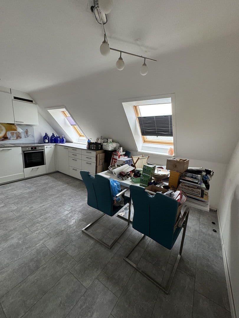 Predaj bytu 4-izbový 110 m², Bürgermeister-Wohlfarth-Str. 66, Königsbrunn, Bavorsko Predaj bytu 4-izbový 110 m², Bürgermeister-Wohlfarth-Str. 66, Königsbrunn, Bavorsko