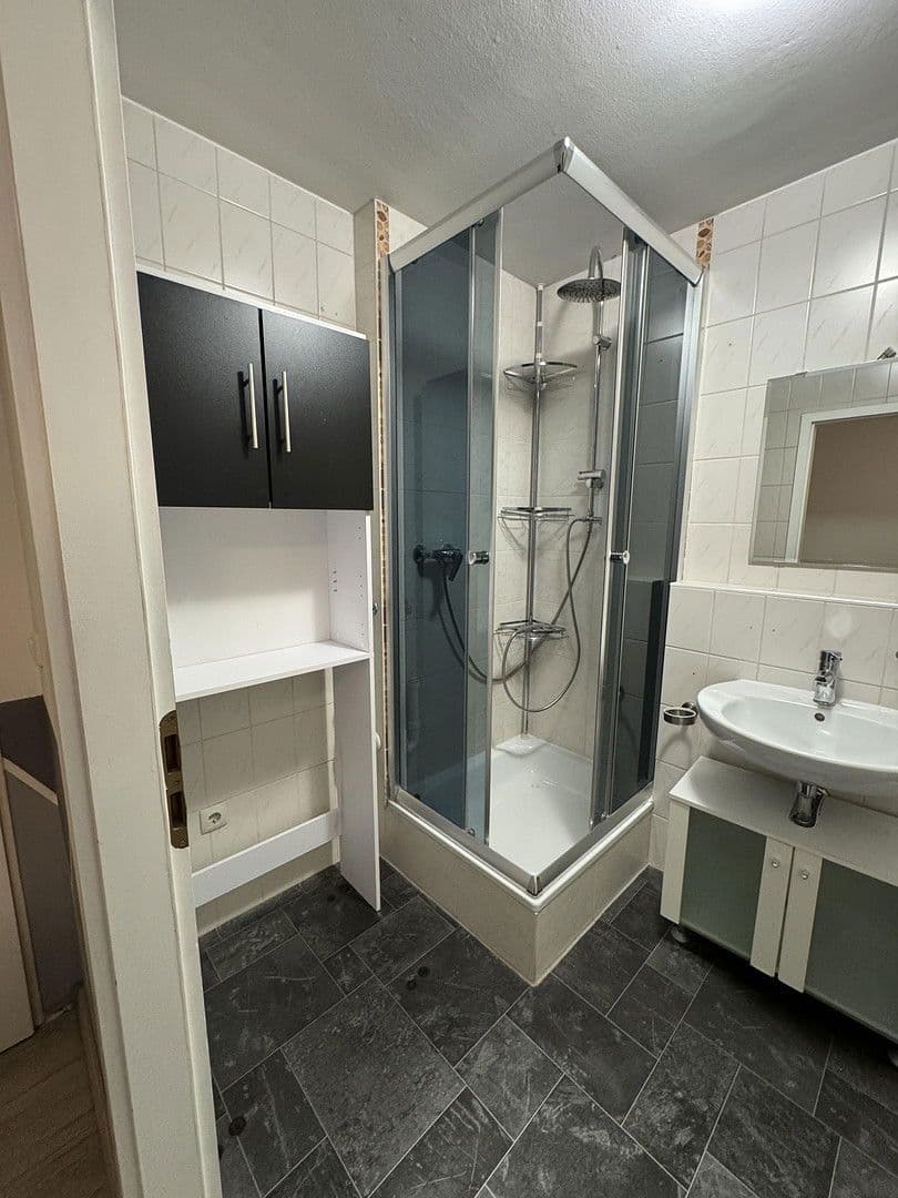 Predaj bytu 4-izbový 110 m², Bürgermeister-Wohlfarth-Str. 66, Königsbrunn, Bavorsko Predaj bytu 4-izbový 110 m², Bürgermeister-Wohlfarth-Str. 66, Königsbrunn, Bavorsko