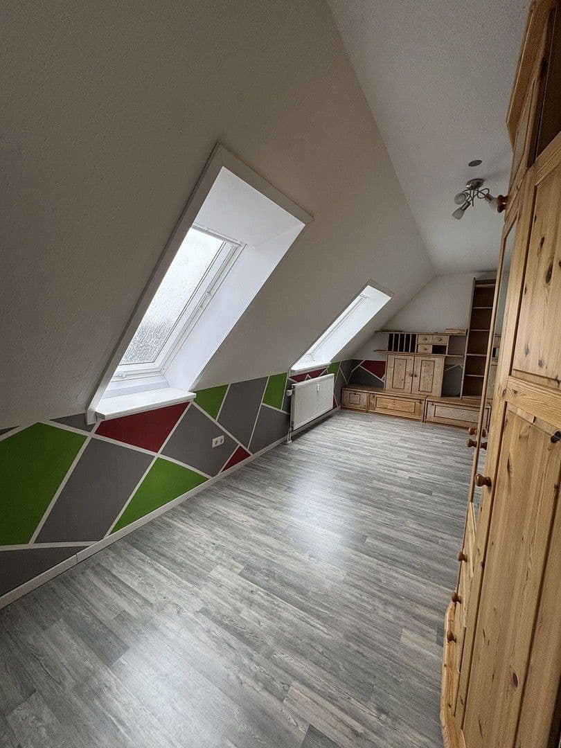 Predaj bytu 4-izbový 110 m², Bürgermeister-Wohlfarth-Str. 66, Königsbrunn, Bavorsko Predaj bytu 4-izbový 110 m², Bürgermeister-Wohlfarth-Str. 66, Königsbrunn, Bavorsko