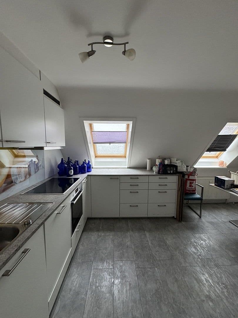 Predaj bytu 4-izbový 110 m², Bürgermeister-Wohlfarth-Str. 66, Königsbrunn, Bavorsko Predaj bytu 4-izbový 110 m², Bürgermeister-Wohlfarth-Str. 66, Königsbrunn, Bavorsko