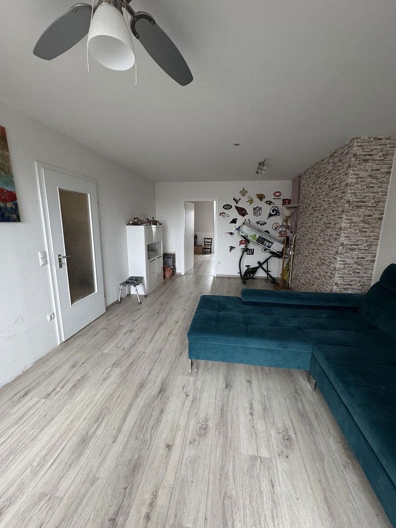 Predaj bytu 4-izbový 110 m², Bürgermeister-Wohlfarth-Str. 66, Königsbrunn, Bavorsko Predaj bytu 4-izbový 110 m², Bürgermeister-Wohlfarth-Str. 66, Königsbrunn, Bavorsko