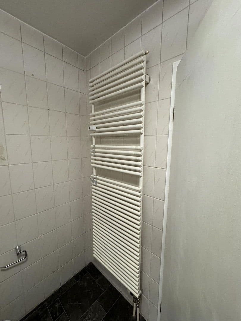 Predaj bytu 4-izbový 110 m², Bürgermeister-Wohlfarth-Str. 66, Königsbrunn, Bavorsko Predaj bytu 4-izbový 110 m², Bürgermeister-Wohlfarth-Str. 66, Königsbrunn, Bavorsko