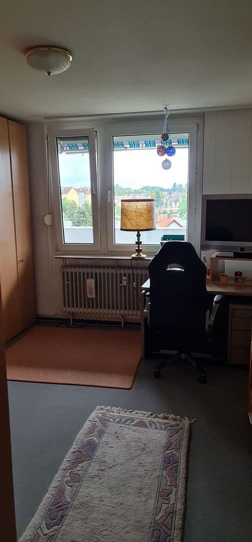 Prenájom bytu 3-izbový 85 m², Zirndorfer Straße 5, Oberasbach, Bavorsko Prenájom bytu 3-izbový 85 m², Zirndorfer Straße 5, Oberasbach, Bavorsko