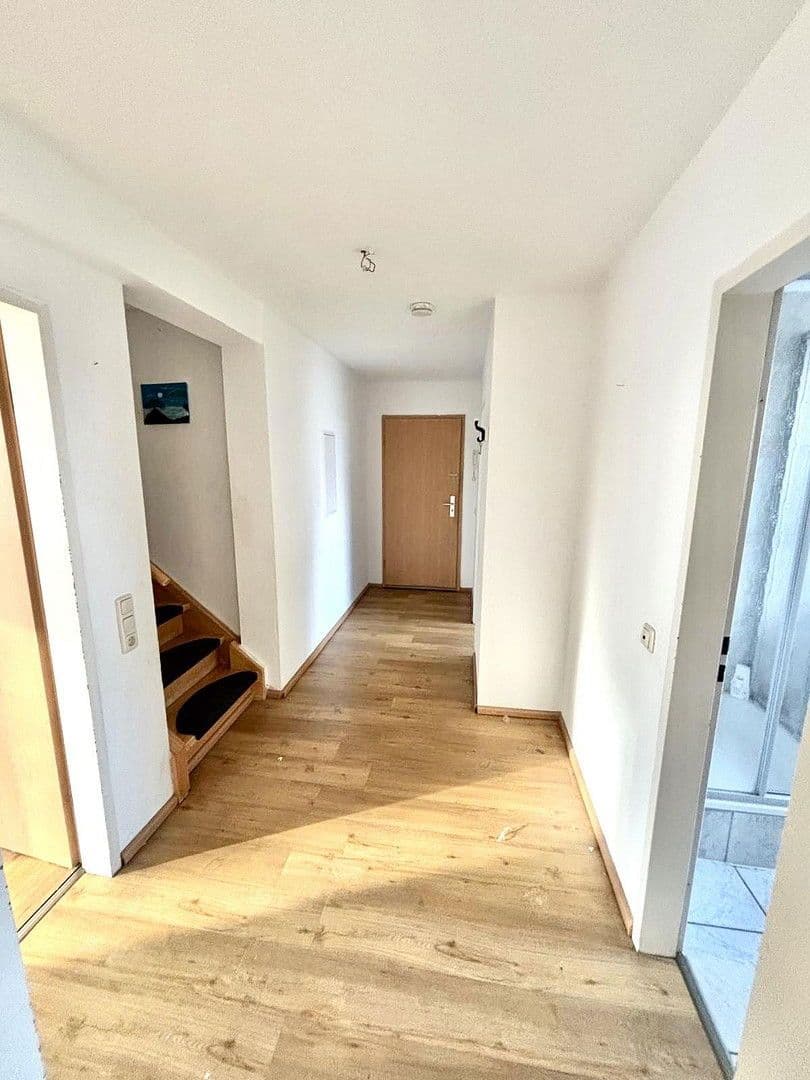 Prenájom bytu 3-izbový 97 m², Horbacher Straße 333, Aachen, Severné Porýnie - Westfálsko Prenájom bytu 3-izbový 97 m², Horbacher Straße 333, Aachen, Severné Porýnie - Westfálsko