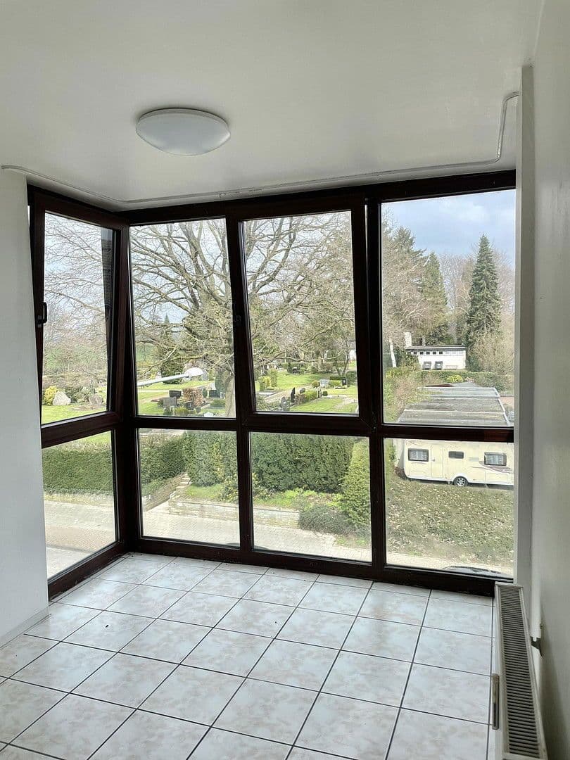 Prenájom bytu 3-izbový 97 m², Horbacher Straße 333, Aachen, Severné Porýnie - Westfálsko Prenájom bytu 3-izbový 97 m², Horbacher Straße 333, Aachen, Severné Porýnie - Westfálsko