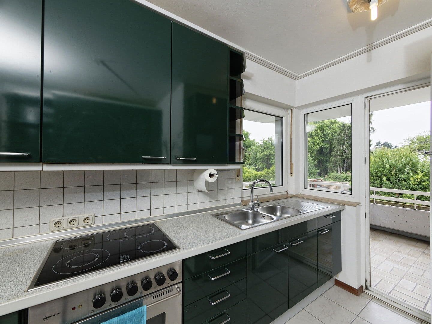 Prenájom bytu 3-izbový 87 m², Köln, Severné Porýnie - Westfálsko Prenájom bytu 3-izbový 87 m², Köln, Severné Porýnie - Westfálsko