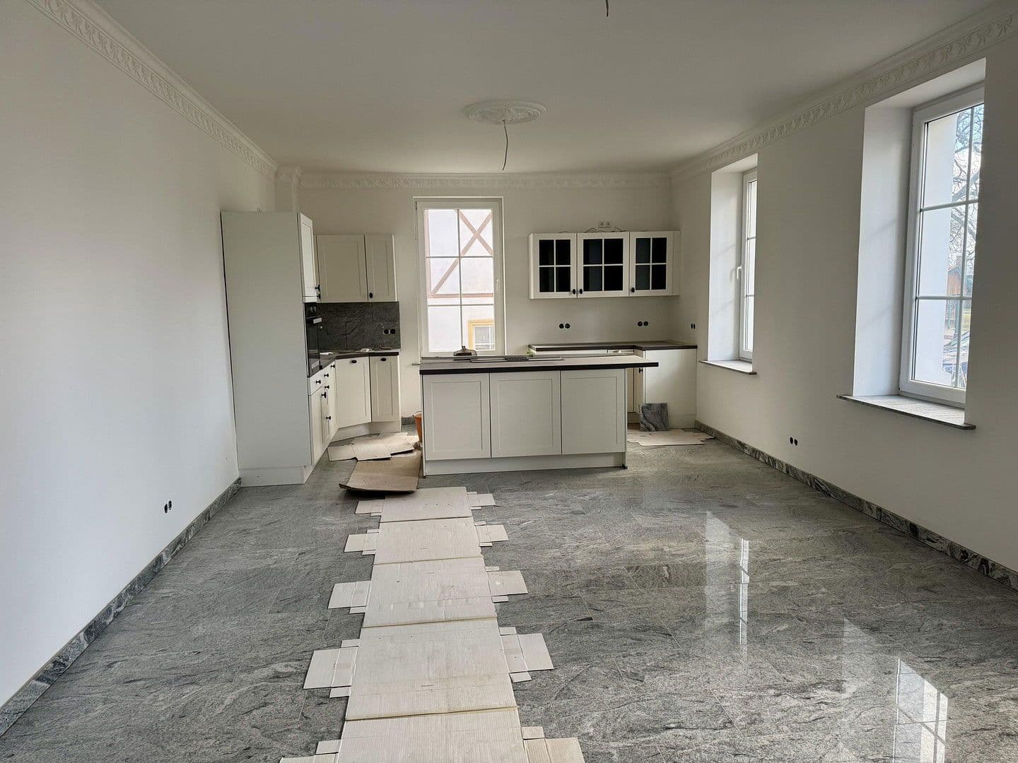 Prenájom bytu 3-izbový 150 m², Dorfaue 74, Oberkrämer, Brandenbursko Prenájom bytu 3-izbový 150 m², Dorfaue 74, Oberkrämer, Brandenbursko