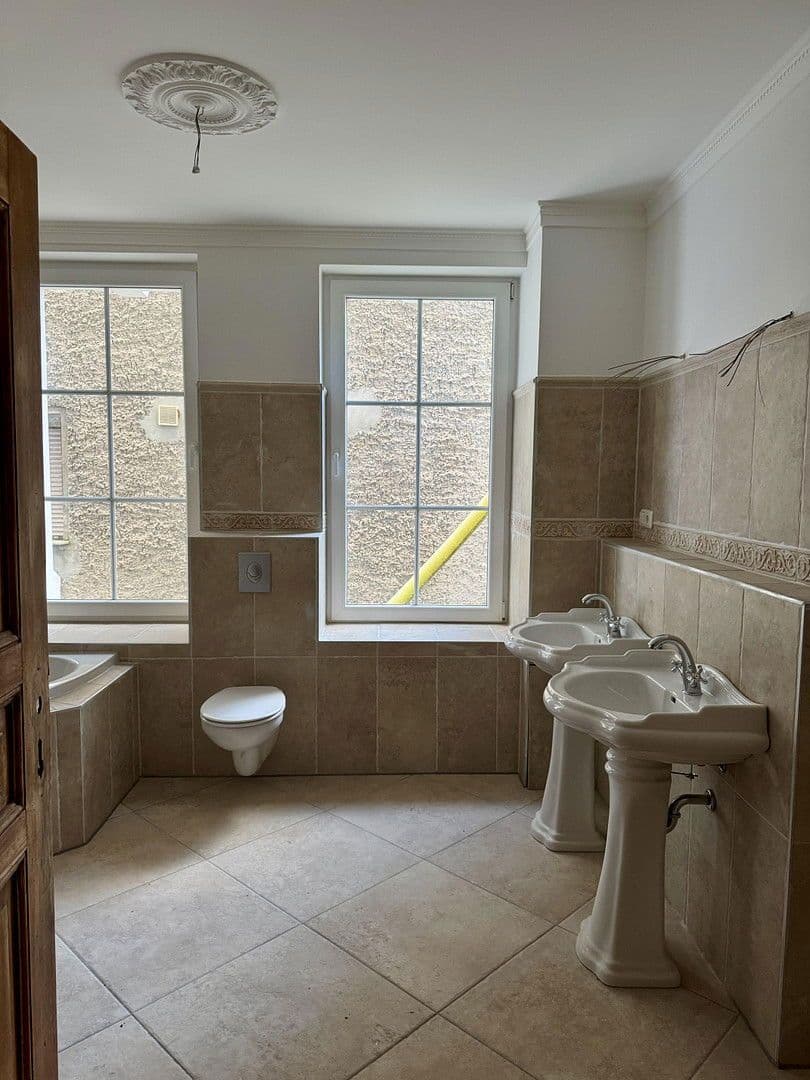 Prenájom bytu 3-izbový 150 m², Dorfaue 74, Oberkrämer, Brandenbursko Prenájom bytu 3-izbový 150 m², Dorfaue 74, Oberkrämer, Brandenbursko