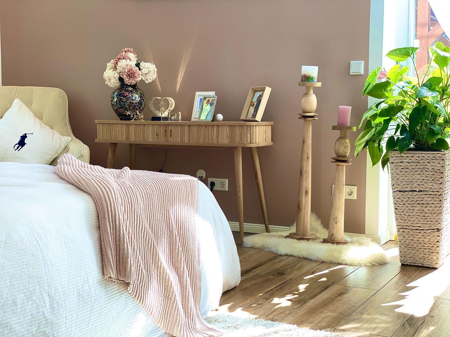 Predaj domu 291 m², pozemek 818 m², Kurt-Tucholsky-Straße 41, Hohen Neuendorf, Brandenbursko Predaj domu 291 m², pozemek 818 m², Kurt-Tucholsky-Straße 41, Hohen Neuendorf, Brandenbursko