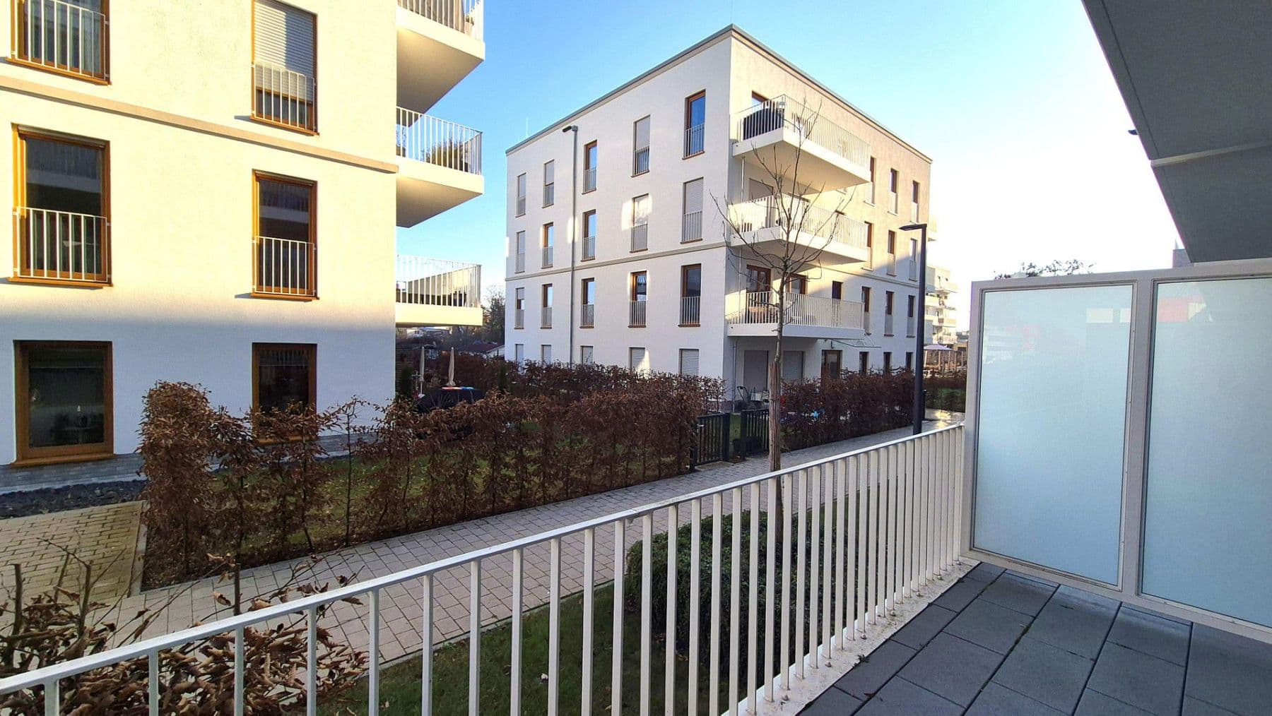 Prenájom bytu 2-izbový 67 m², Ludwig-Landmann-Straße 381, Frankfurt am Main, Hesensko Prenájom bytu 2-izbový 67 m², Ludwig-Landmann-Straße 381, Frankfurt am Main, Hesensko