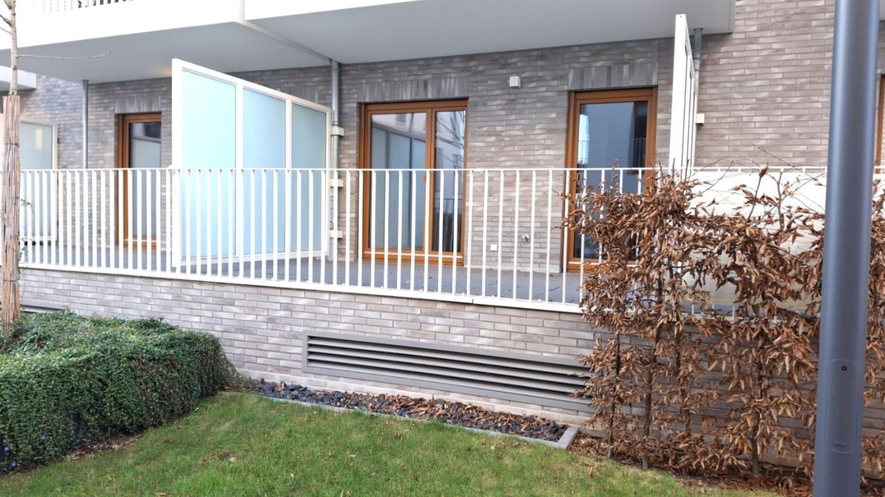 Prenájom bytu 2-izbový 67 m², Ludwig-Landmann-Straße 381, Frankfurt am Main, Hesensko Prenájom bytu 2-izbový 67 m², Ludwig-Landmann-Straße 381, Frankfurt am Main, Hesensko