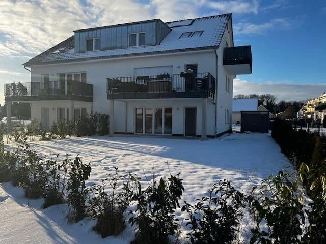 Prenájom bytu 3-izbový 80 m², Mittenwalde, Brandenbursko Prenájom bytu 3-izbový 80 m², Mittenwalde, Brandenbursko