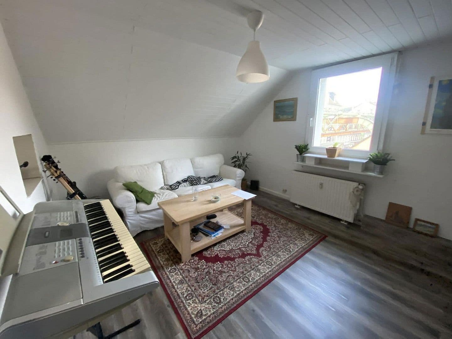 Prenájom bytu 2-izbový 54 m², Sonnborner Straße, Wuppertal, Severné Porýnie - Westfálsko Prenájom bytu 2-izbový 54 m², Sonnborner Straße, Wuppertal, Severné Porýnie - Westfálsko