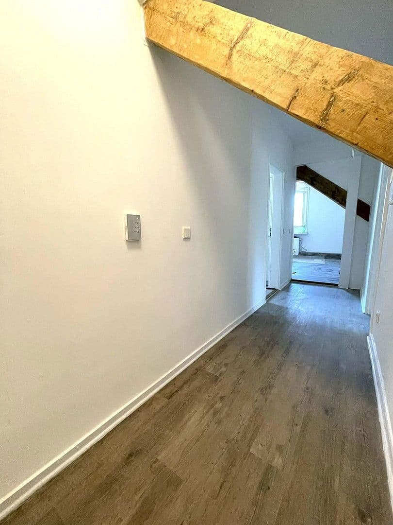 Prenájom bytu 2-izbový 54 m², Sonnborner Straße, Wuppertal, Severné Porýnie - Westfálsko Prenájom bytu 2-izbový 54 m², Sonnborner Straße, Wuppertal, Severné Porýnie - Westfálsko
