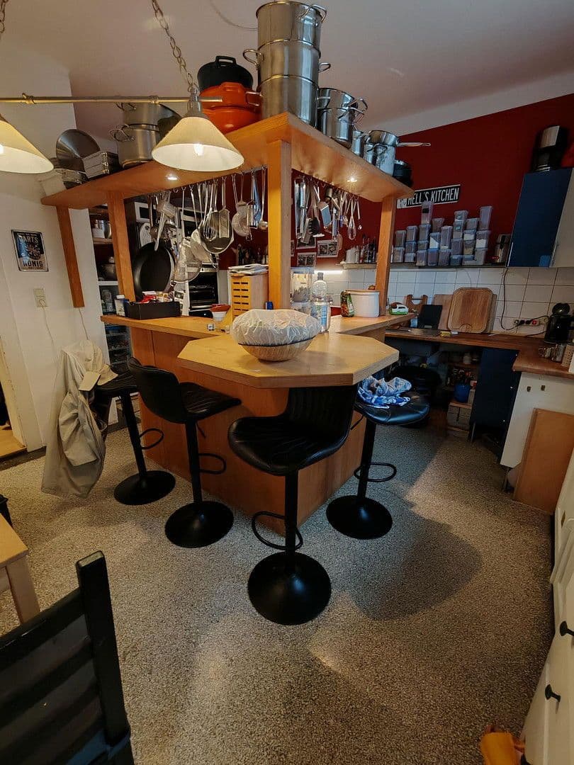 Predaj bytu 3-izbový 101 m², Niebuhrstr. 24, Bonn, Severné Porýnie - Westfálsko Predaj bytu 3-izbový 101 m², Niebuhrstr. 24, Bonn, Severné Porýnie - Westfálsko