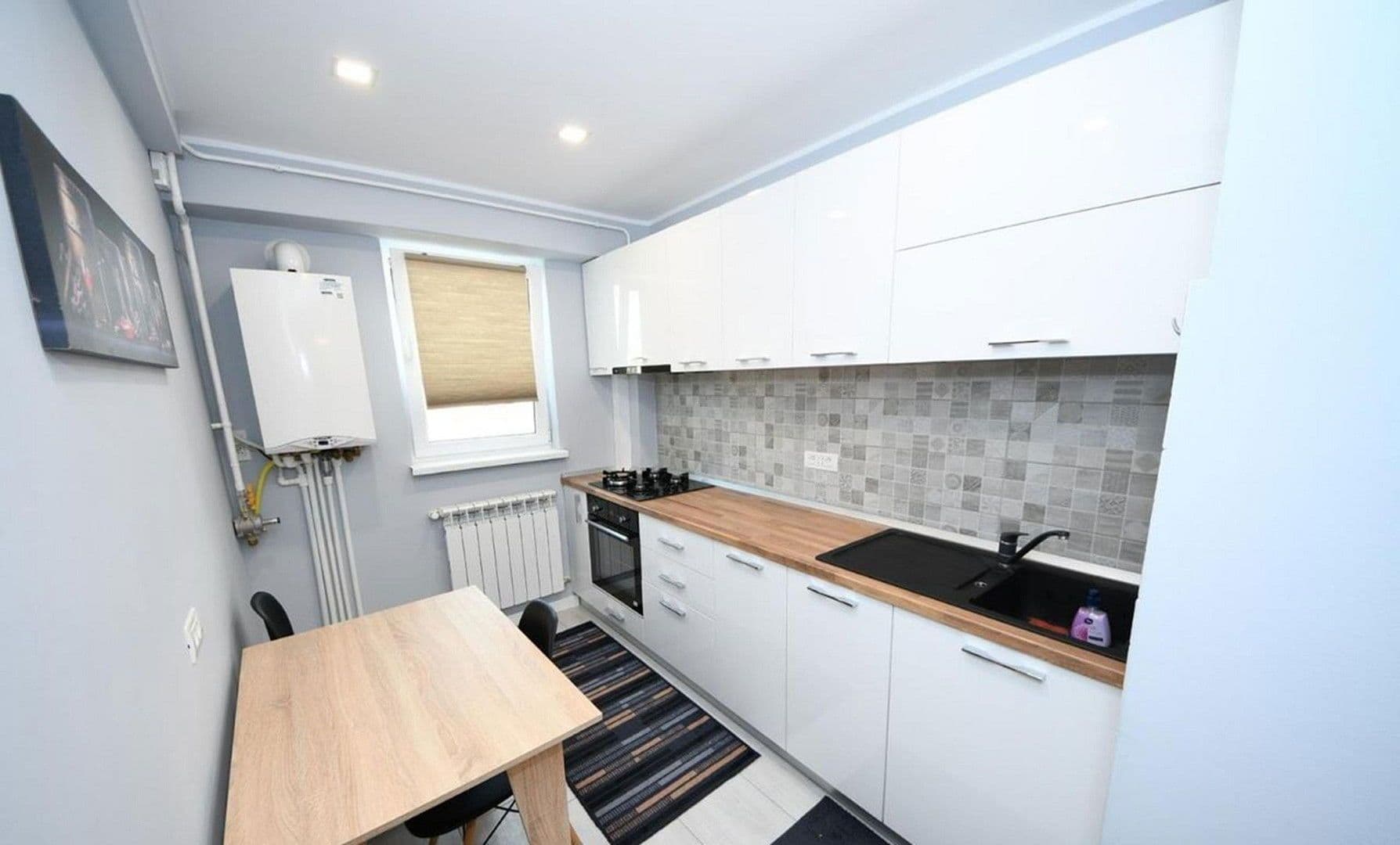 Prenájom bytu 2-izbový 40 m², Volkerstraße 31, Bensheim, Hesensko Prenájom bytu 2-izbový 40 m², Volkerstraße 31, Bensheim, Hesensko