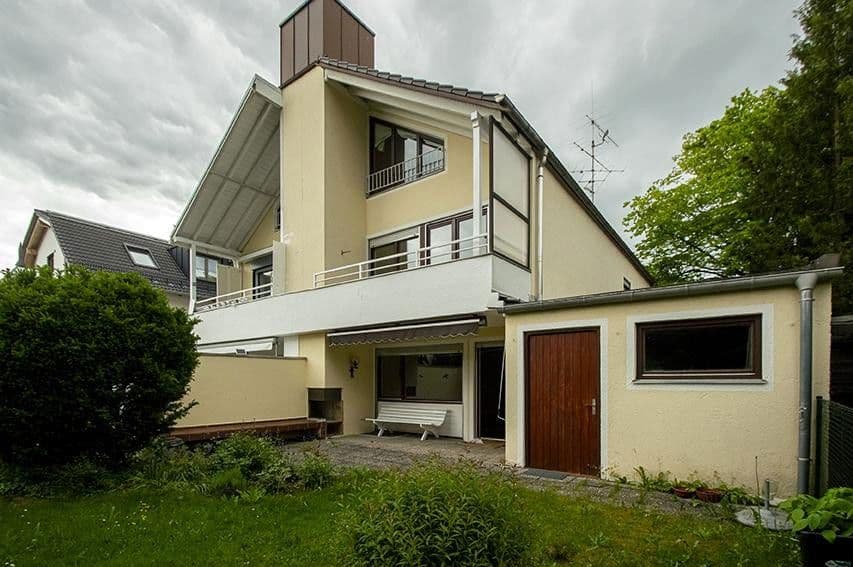 Predaj domu 152 m², pozemek 408 m², Jagdhornstraße, München, Bavorsko Predaj domu 152 m², pozemek 408 m², Jagdhornstraße, München, Bavorsko