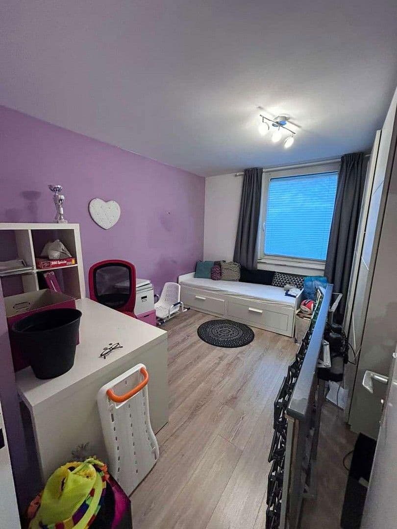 Prenájom bytu 3-izbový 64 m², Osterfelder Str. 43, Bottrop, Severné Porýnie - Westfálsko Prenájom bytu 3-izbový 64 m², Osterfelder Str. 43, Bottrop, Severné Porýnie - Westfálsko