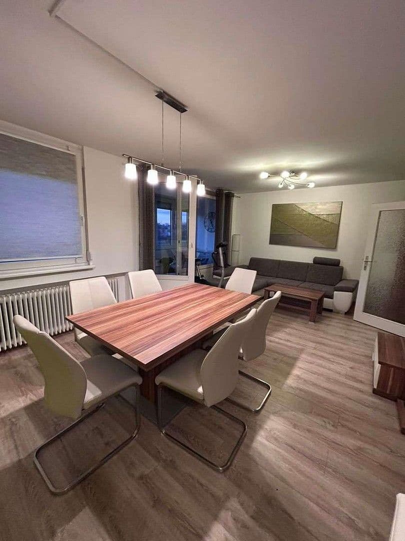 Prenájom bytu 3-izbový 64 m², Osterfelder Str. 43, Bottrop, Severné Porýnie - Westfálsko Prenájom bytu 3-izbový 64 m², Osterfelder Str. 43, Bottrop, Severné Porýnie - Westfálsko