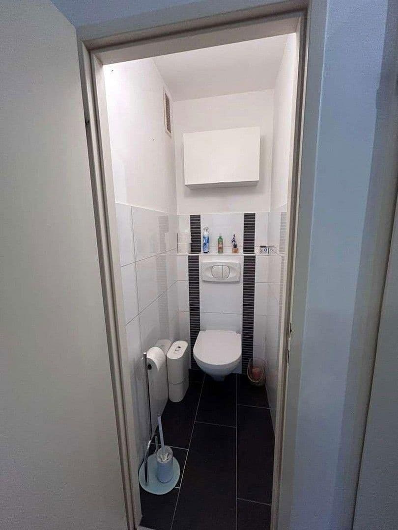 Prenájom bytu 3-izbový 64 m², Osterfelder Str. 43, Bottrop, Severné Porýnie - Westfálsko Prenájom bytu 3-izbový 64 m², Osterfelder Str. 43, Bottrop, Severné Porýnie - Westfálsko